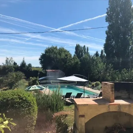 La Porte Doree... 3*