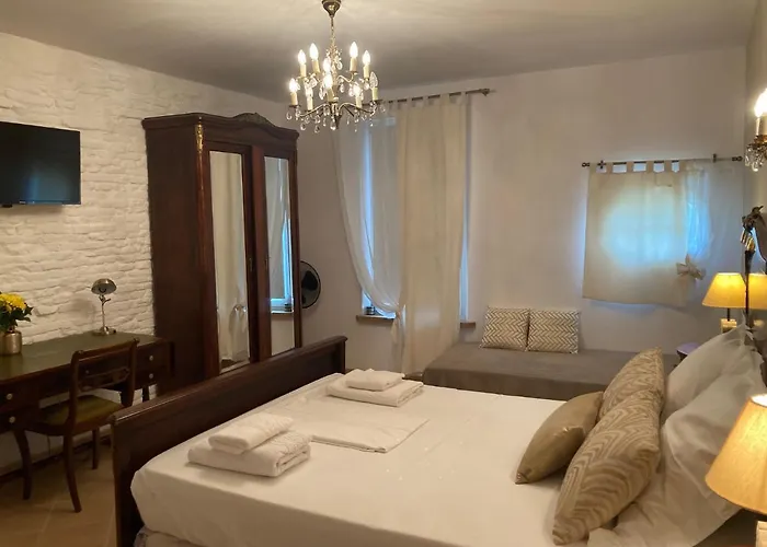 La Porte Dorée... Maison d'hôtes Saint-Nicolas-de-la-Grave