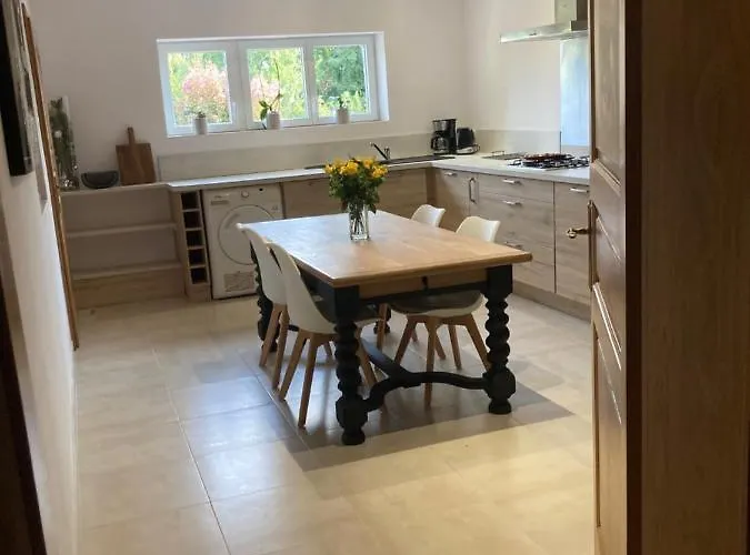 La Porte Dorée... Saint-Nicolas-de-la-Grave