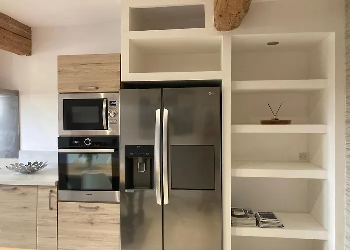 La Porte Dorée... 3* Saint-Nicolas-de-la-Grave